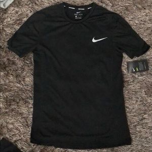 NWT NIKE SHIRT